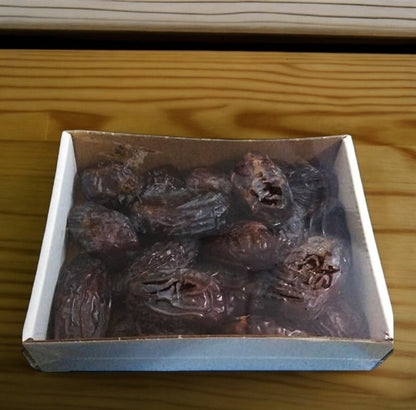 Jumbo Medjoul Dates